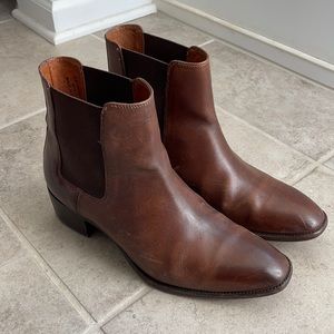 Frye Classic Melissa Chelsea Boots